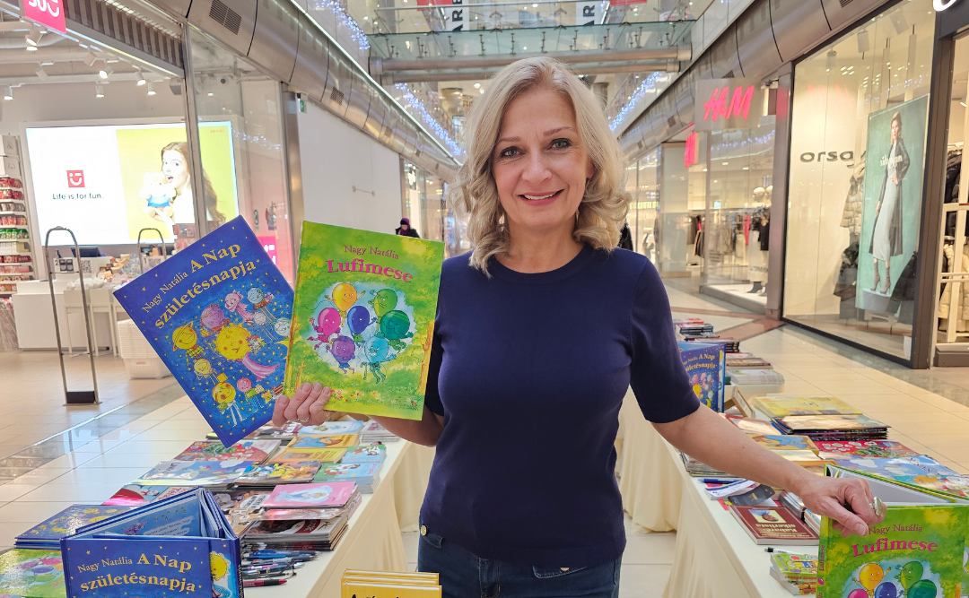 Dedikálás a Duna Plazában