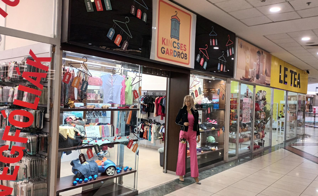 Vegyes ruházati üzlet nyílt a Duna Plazában
